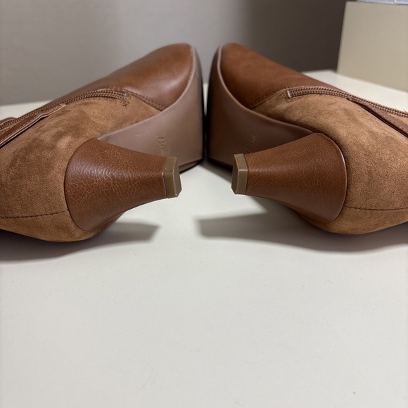 G.H. Bass & Co. Coleen Women's Brown Ankle Boots Booties Size 10M Buckle - Picture 6 of 16